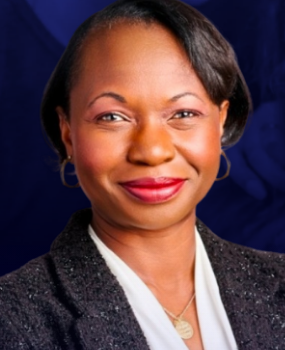 Foluke Olayele smiling in her original portrait